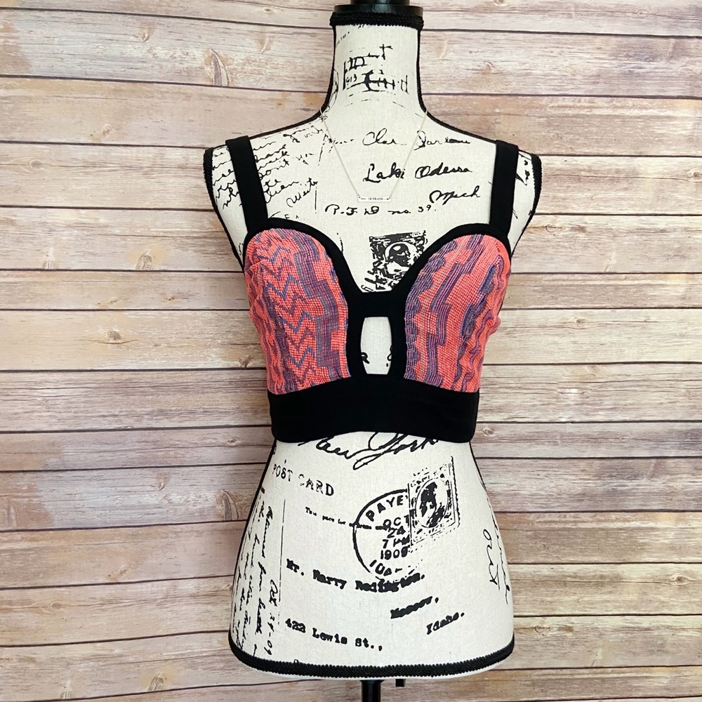 Tobi Open Front Aztec Geometric Print Crop Tank - image 8